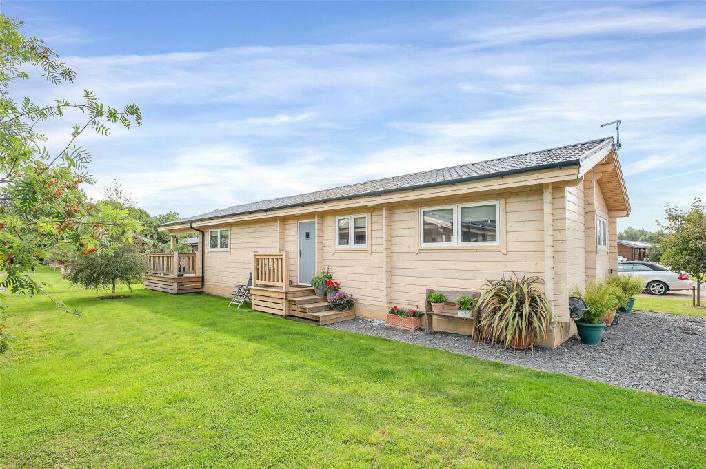 2 bedroom detached house for sale in Hoby Road, Asfordby, Melton