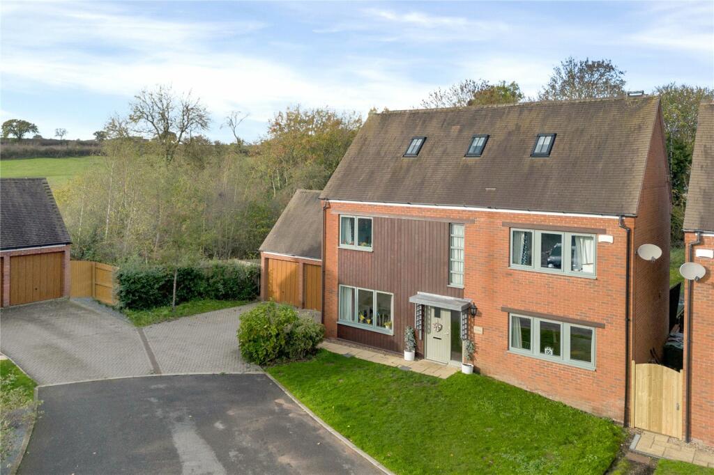 5 bedroom detached house for sale in Green Farm Court, Anstey, Leicestershire, LE7