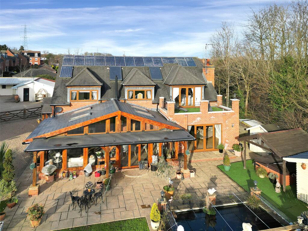 4 bedroom detached house for sale in Swithland Lane, Rothley, Leicester