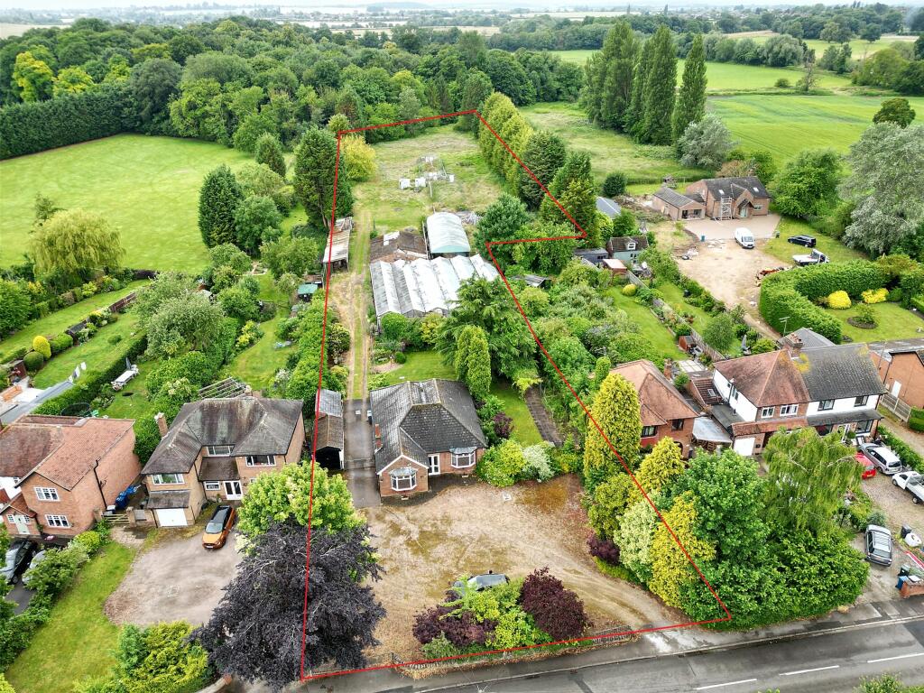 2 bedroom bungalow for sale in Cotgrave Lane, Tollerton, Nottingham, NG12