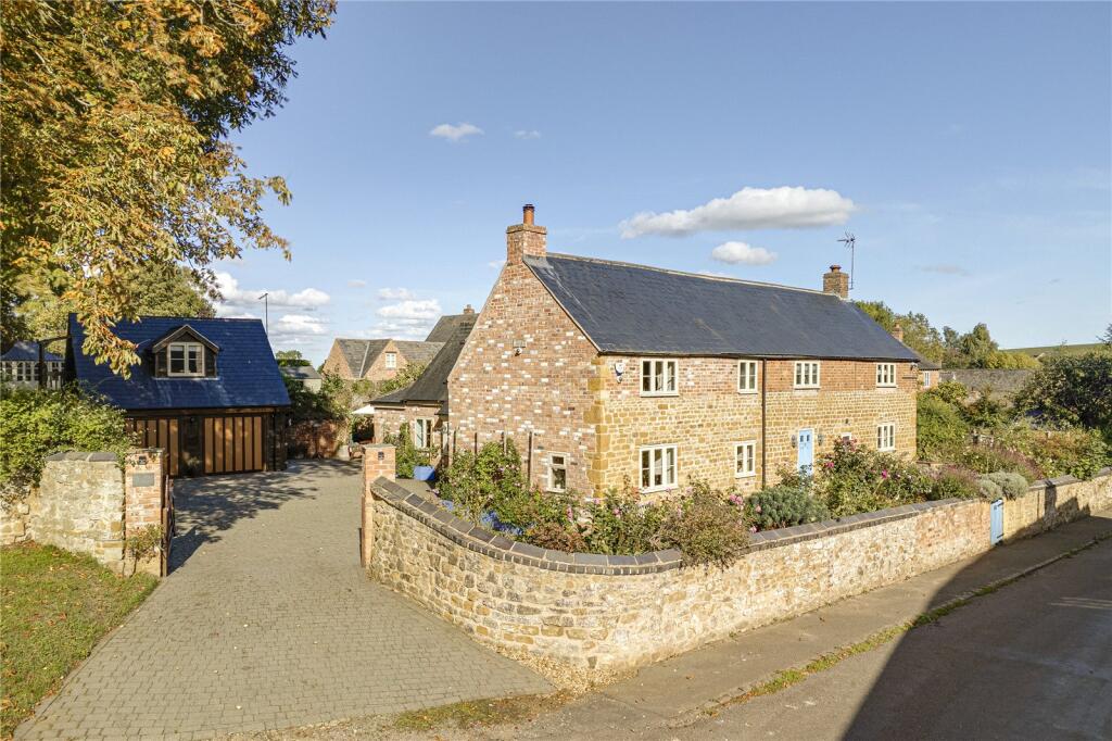 Main image of property: Main Street, Pickwell