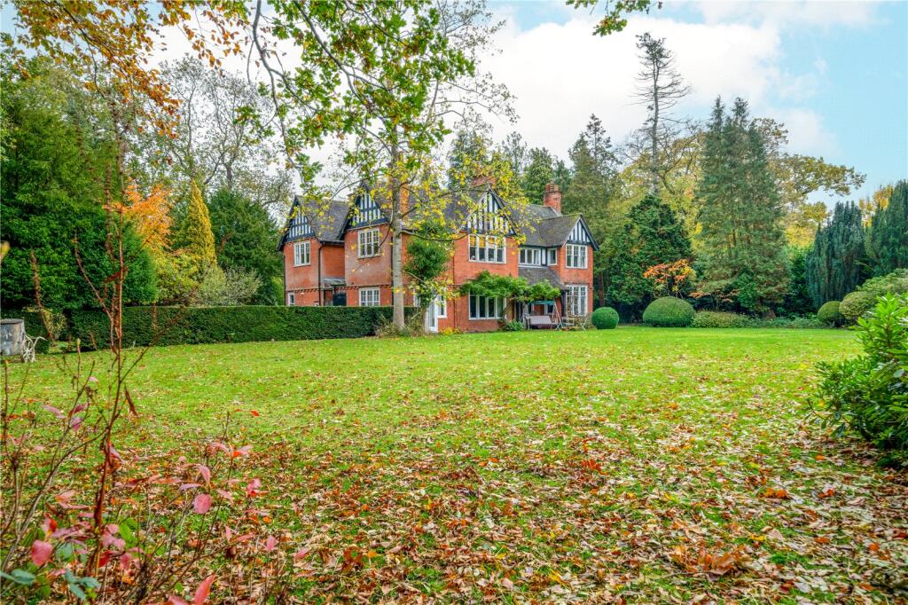 Main image of property: The Ridings, Rothley