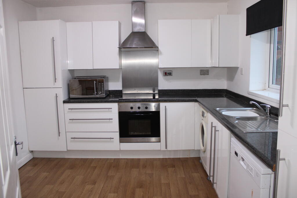 Main image of property: Cae'r Fron, Holywell