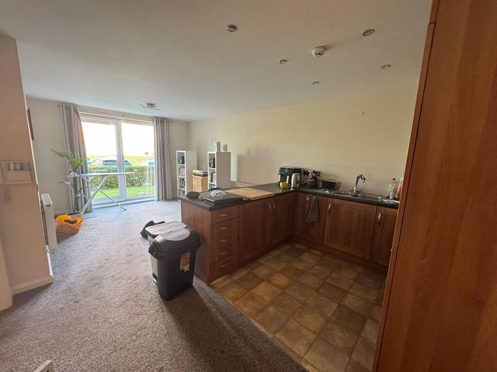 Main image of property: 5 Romana Square, Altrincham, Greater Manchester, WA14 5QB