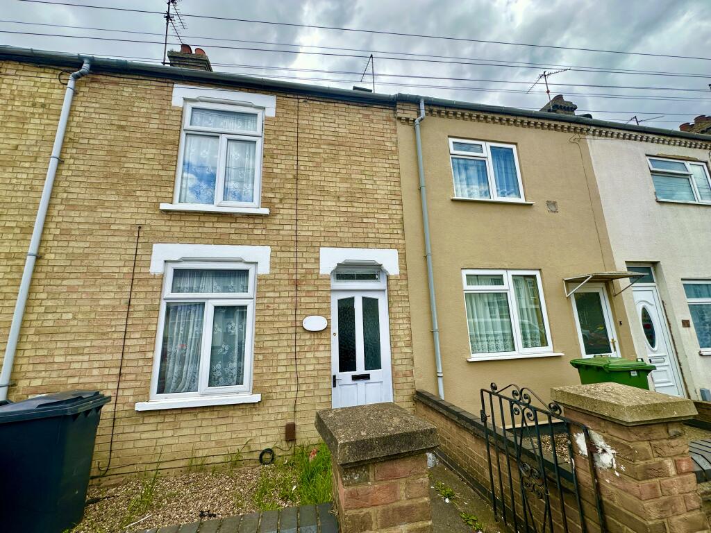 Main image of property: Mayors Walk, Peterborough, PE3 6EX