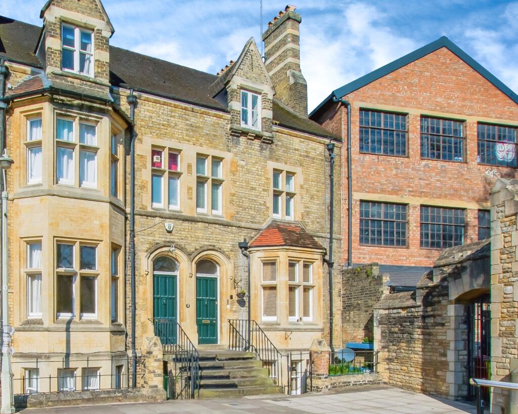 Main image of property: Minster Precincts, Peterborough PE1 1XS