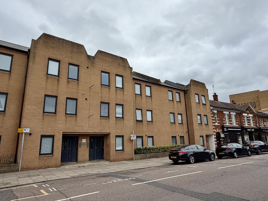 Main image of property: Central Court, Lincoln Road, Peterborough, PE1 2RQ