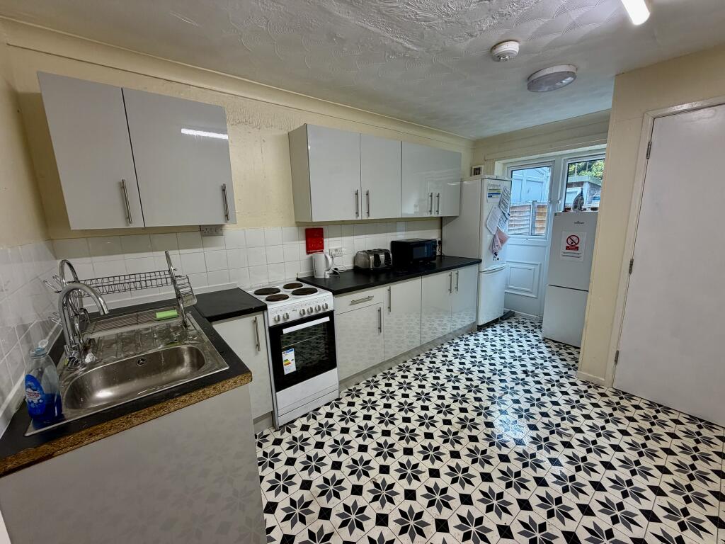 Main image of property: ROOM 2, Benland, Bretton, PE3 8EB