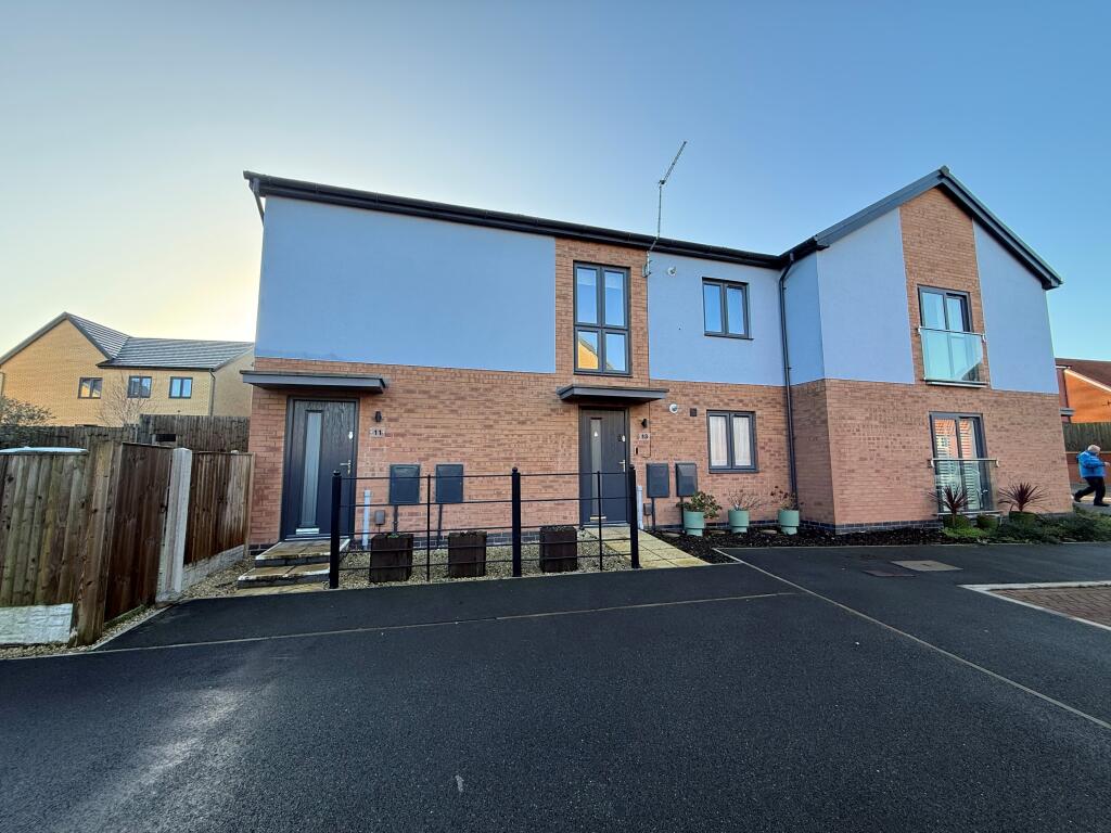 Main image of property: Skylark Rise.