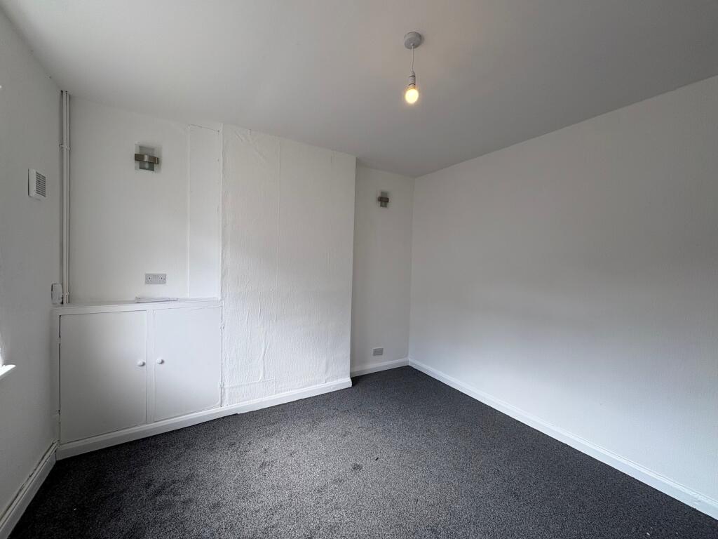 Main image of property: Lord Street, Mansfield, NG18 1HQ