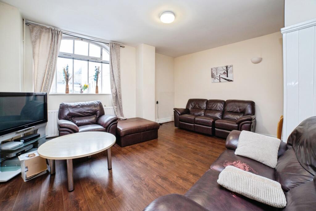 Main image of property: Chesterfield Road, Alfreton