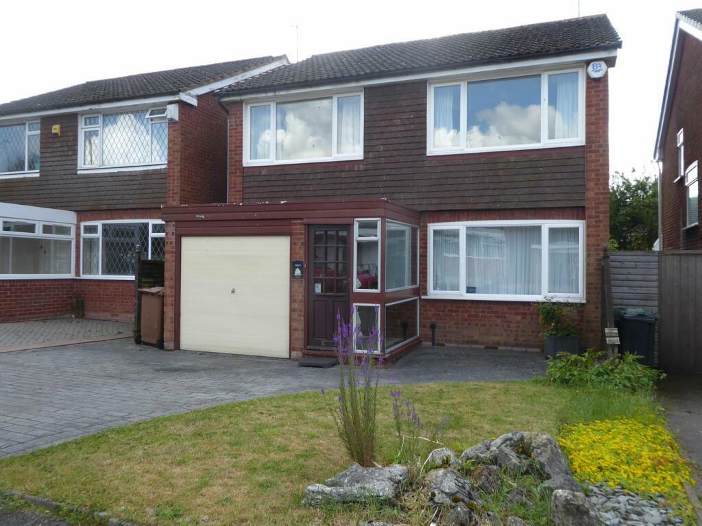 Main image of property: Bodmin Rise, Walsall, WS5