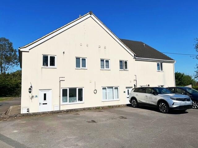 Main image of property: LYNEHAM