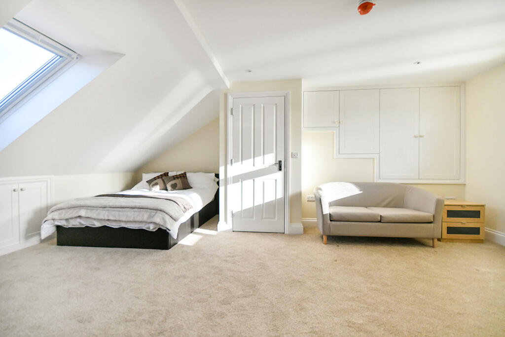 Main image of property: Redcliffe Street, Rodbourne