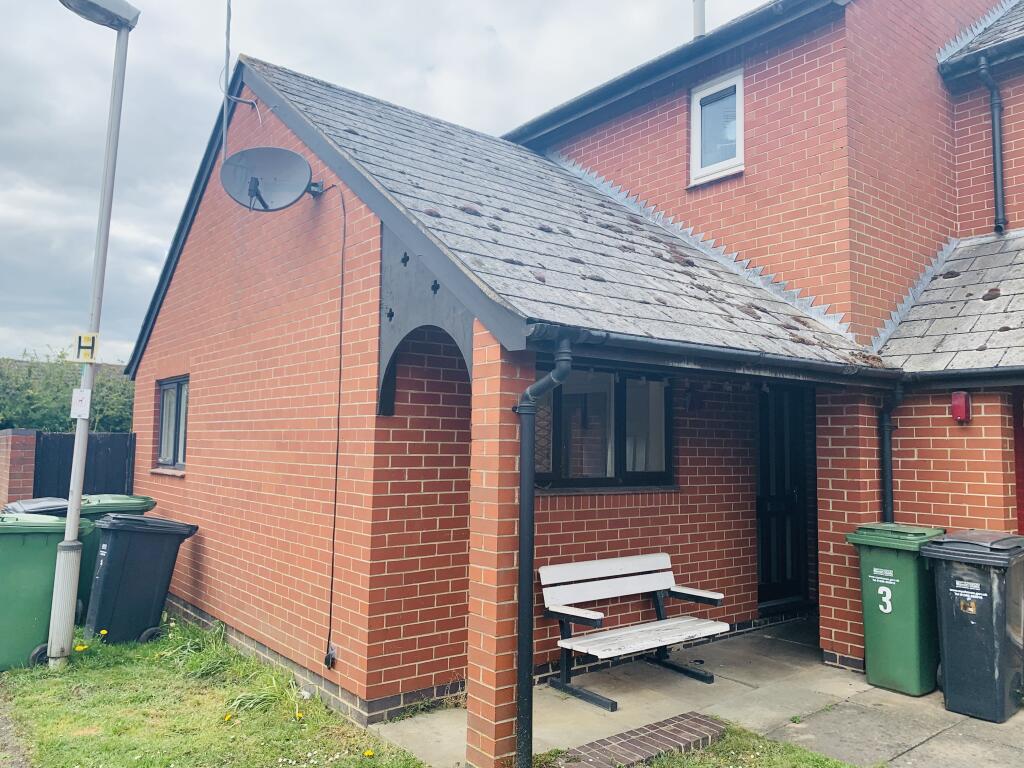 Main image of property: De La Bere Close, Evesham