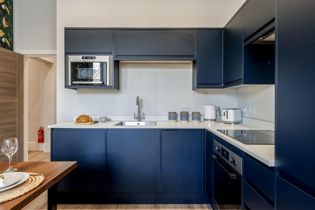 Additional property image - West Cliff Gardens, Bournemouth - 13