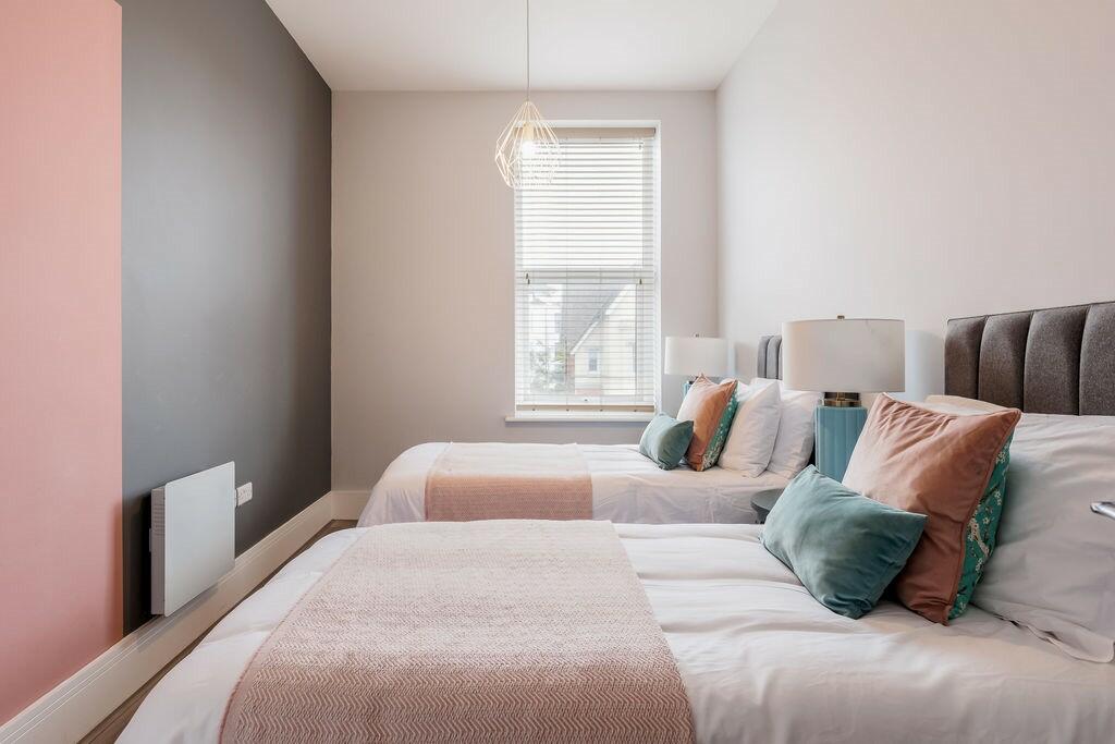 Additional property image - West Cliff Gardens, Bournemouth - 13