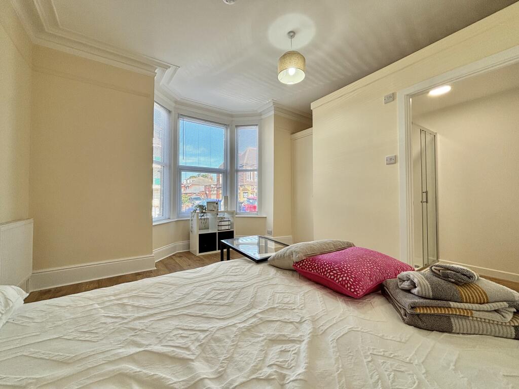 Main image of property: Room 1, London Road, Portsmouth