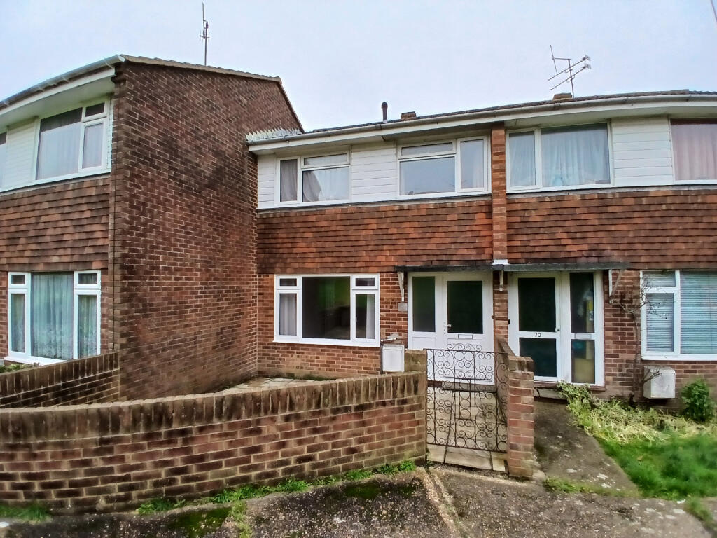 Main image of property: Sandcroft Avenue, RYDE