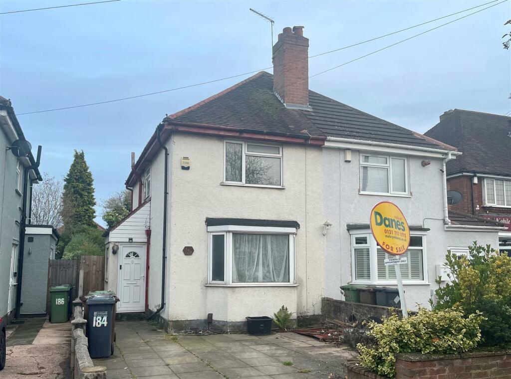 2 bedroom semidetached house for sale in Lincoln Road North