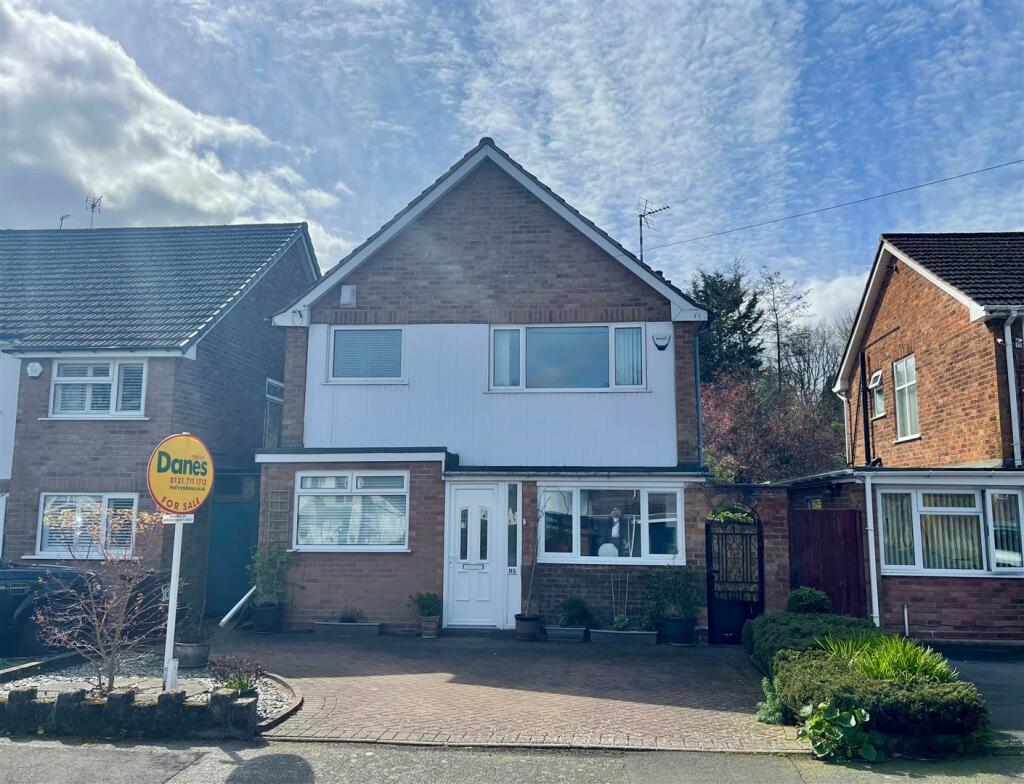 3 bedroom detached house for sale in Dene Court Road, Solihull, B92