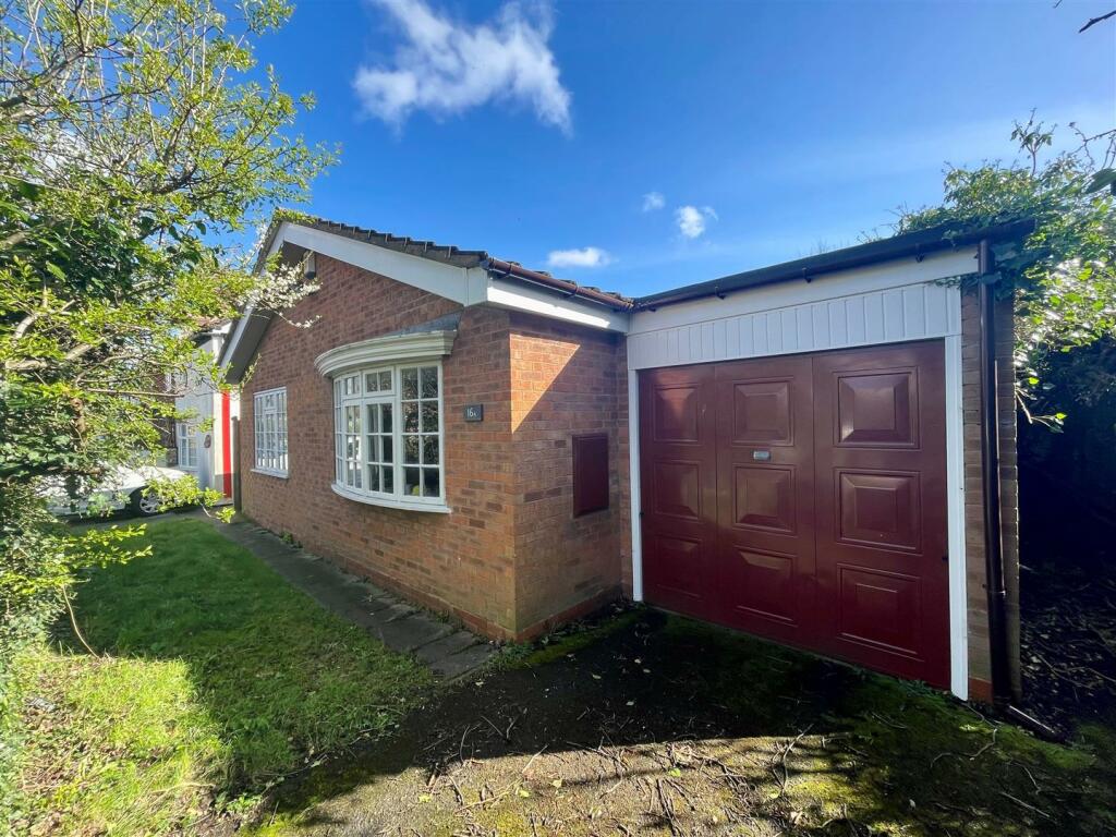 2 bedroom detached bungalow for sale in Damson Lane, Solihull, B91