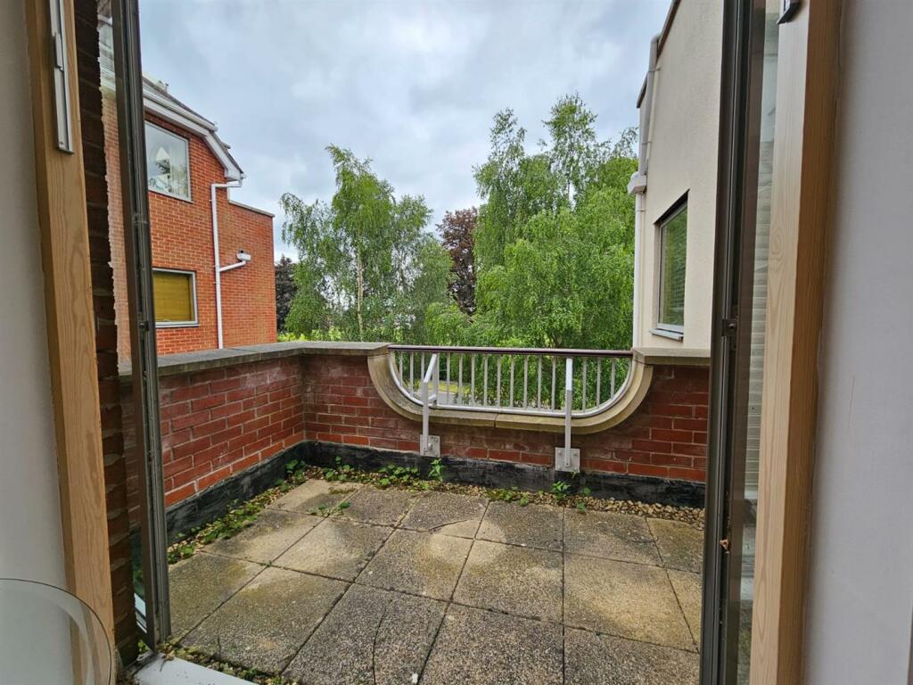 Additional property image - Whitefriars, School Lane, Solihull
