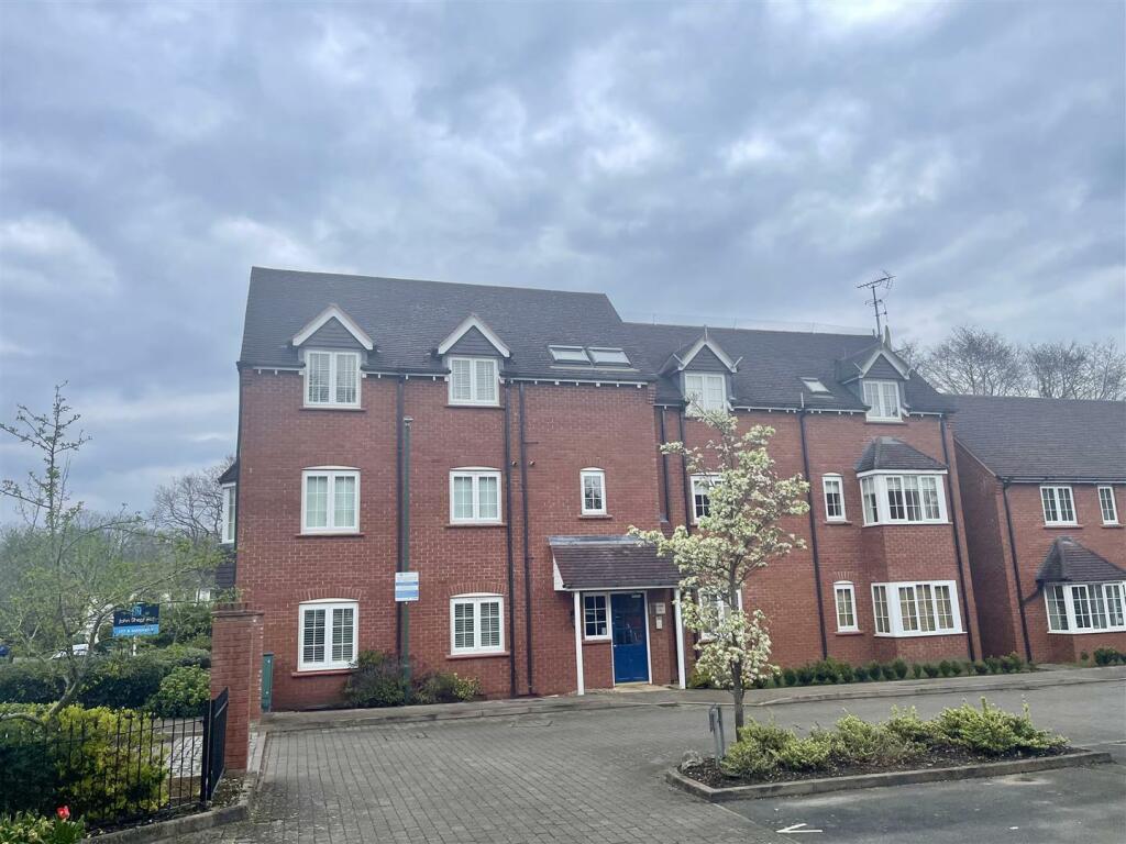 Main image of property: Foxley Drive, Catherine-De-Barnes, Solihull