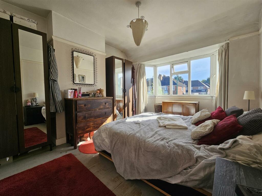 Additional property image - Meadow Grove, Solihull
