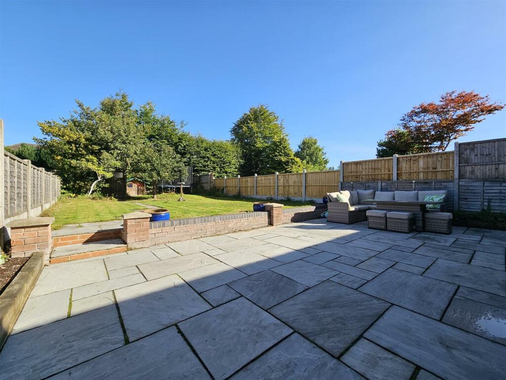 Additional property image - Henley Crescent, Solihull