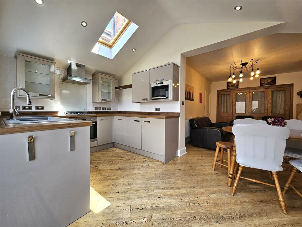 Additional property image - Lode Lane, Solihull