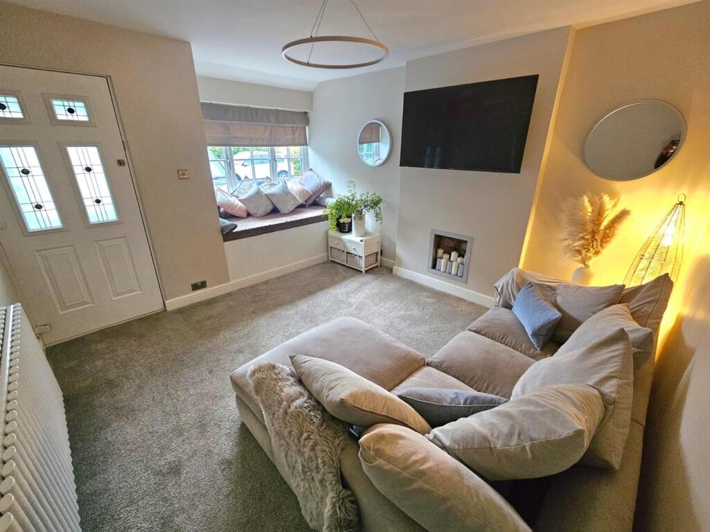 Additional property image - Lugtrout Lane, Catherine-De-Barnes, Solihull
