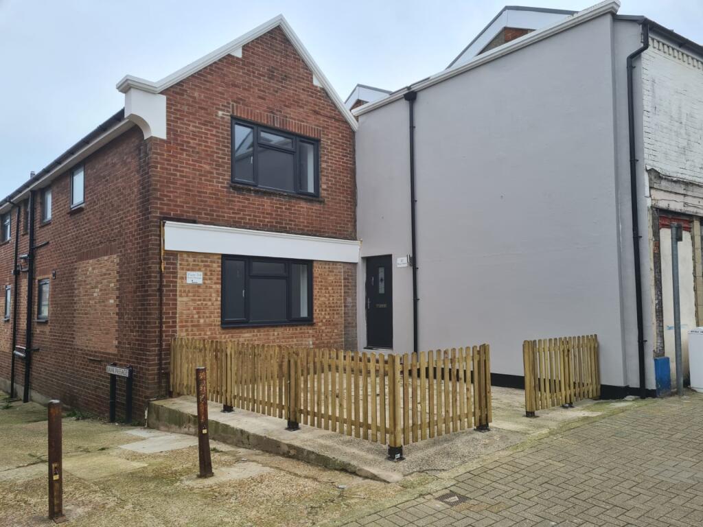 Main image of property: High Street, Ryde