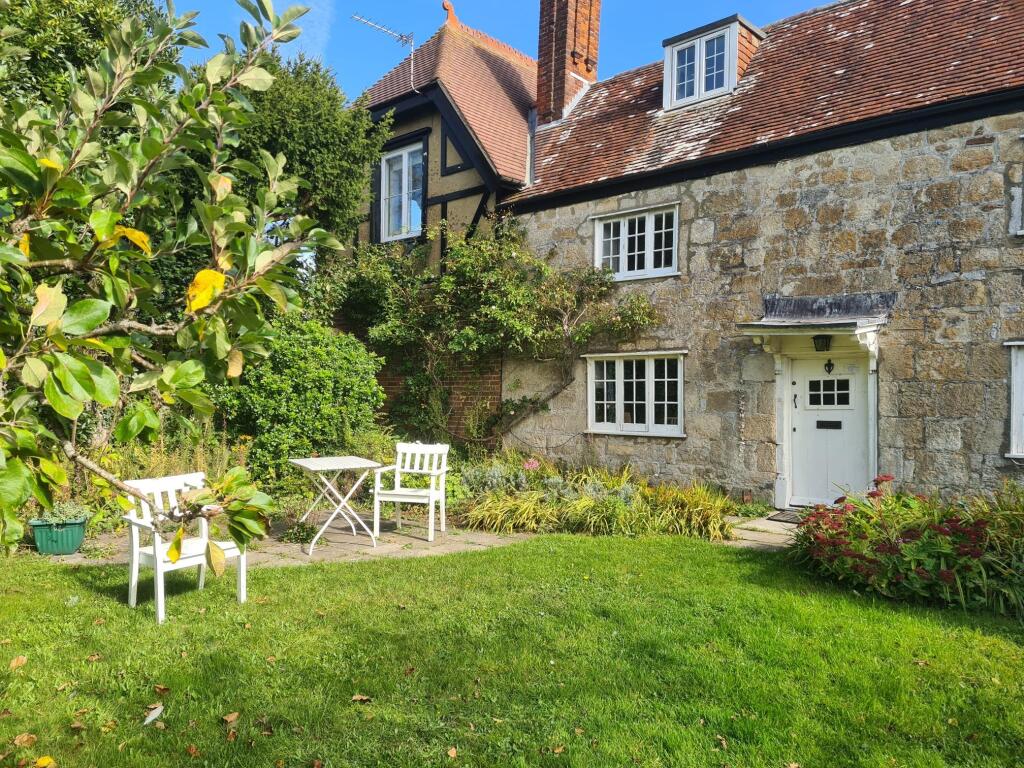 Main image of property: St Helens, Ryde