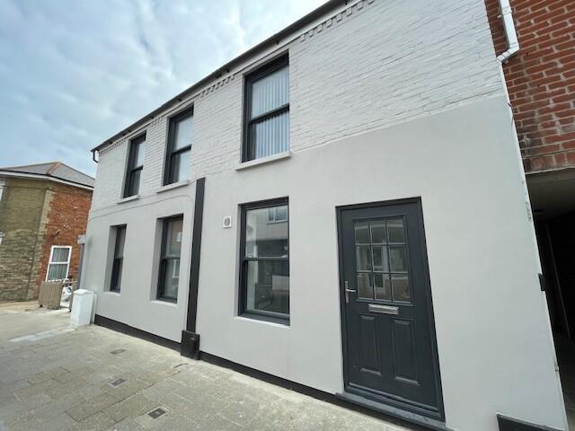 Main image of property: High Street, Ryde