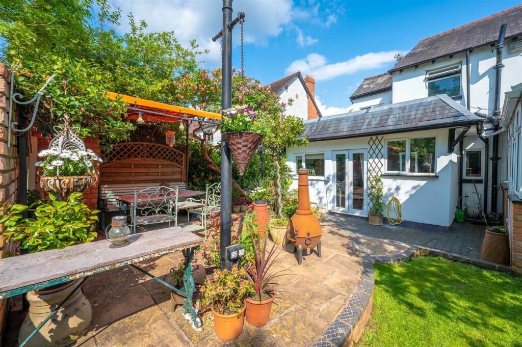 Additional property image - Haslucks Green Road, Shirley, Solihull
