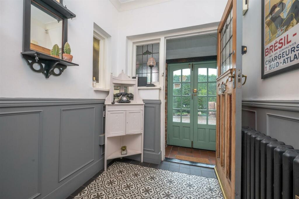 Additional property image - Haslucks Green Road, Shirley, Solihull