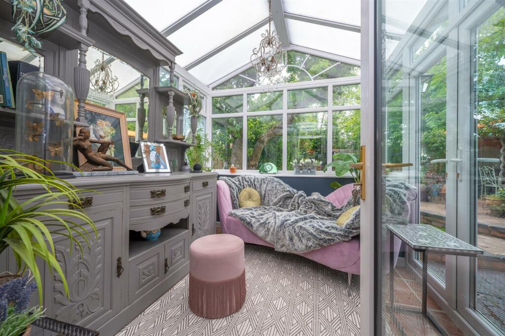 Additional property image - Haslucks Green Road, Shirley, Solihull