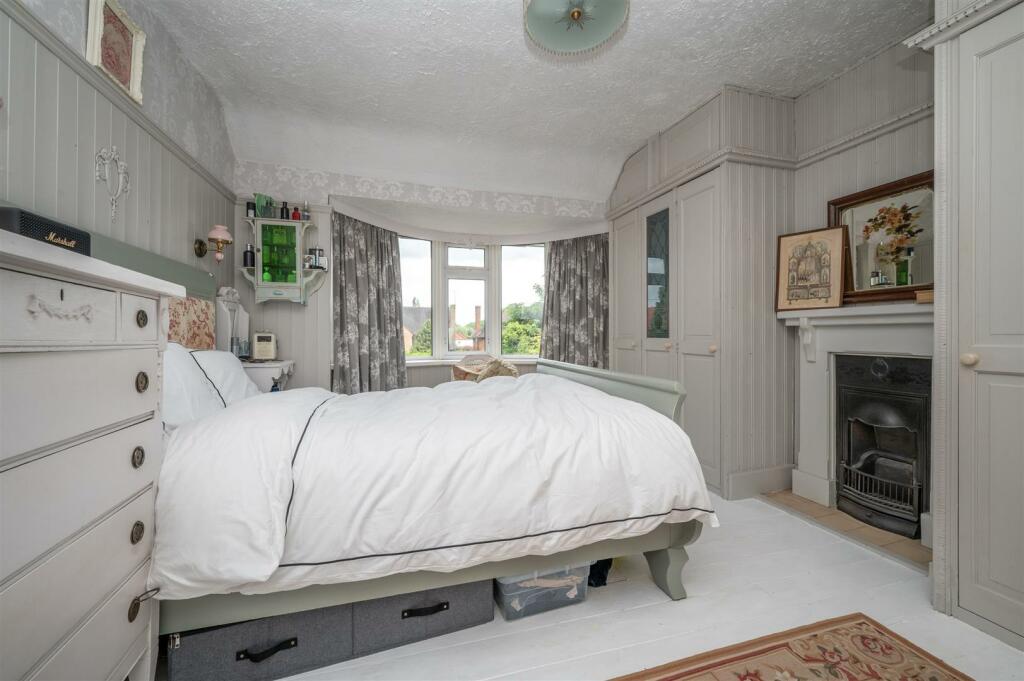 Additional property image - Haslucks Green Road, Shirley, Solihull
