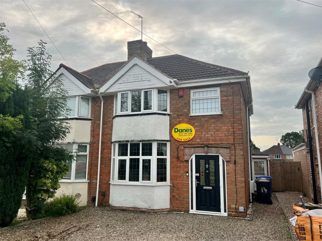 3 bedroom semidetached house for sale in Cheshire Avenue, Shirley