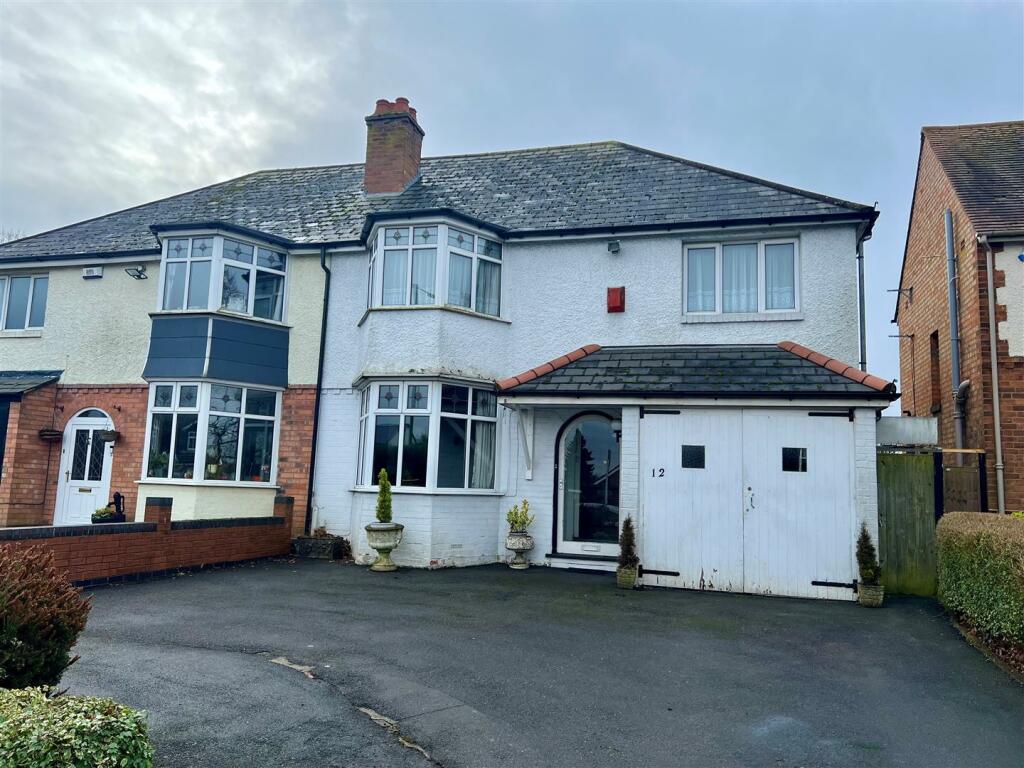 3 bedroom semidetached house for sale in Streetsbrook Road, Shirley
