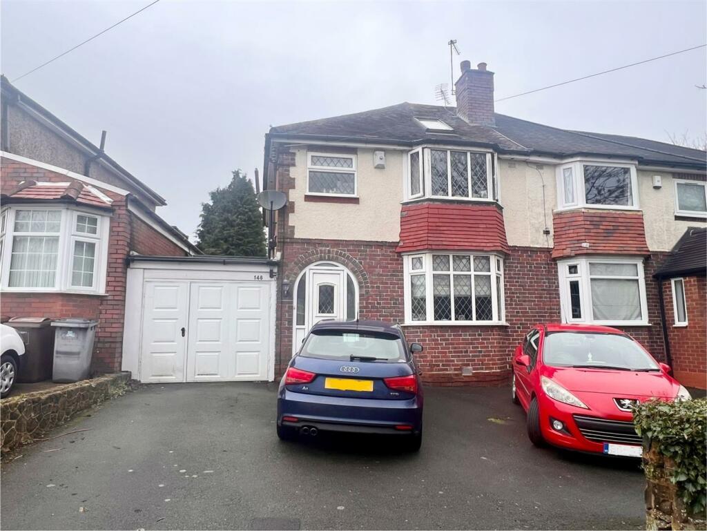 4 bedroom semidetached house for sale in Colebrook Road, Shirley