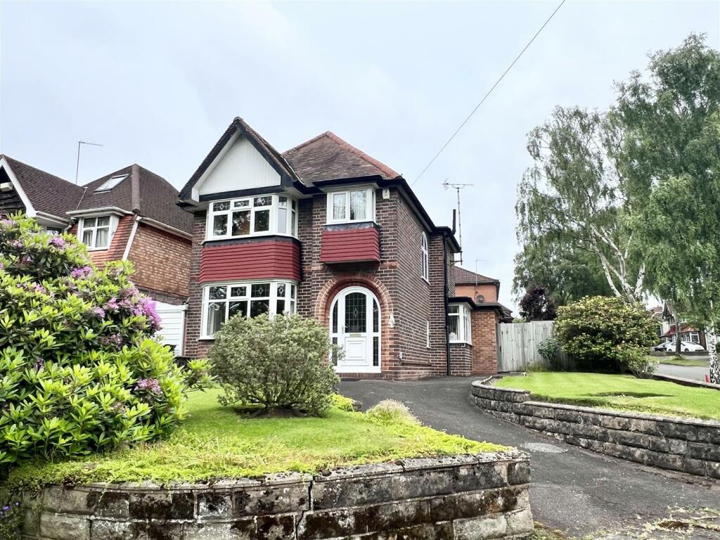 3 bedroom link detached house for sale in Shirley Road, Hall Green