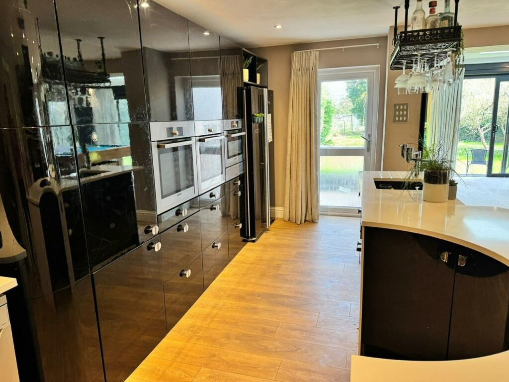 Additional property image - Longleat Drive, Cheswick Green, Solihull