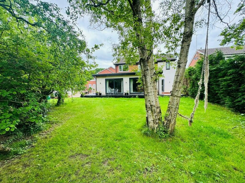 Additional property image - Longleat Drive, Cheswick Green, Solihull