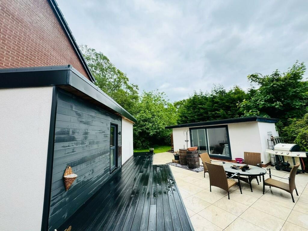 Additional property image - Longleat Drive, Cheswick Green, Solihull