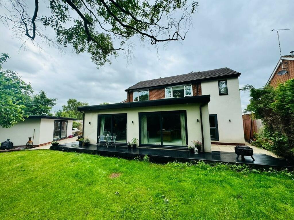Additional property image - Longleat Drive, Cheswick Green, Solihull