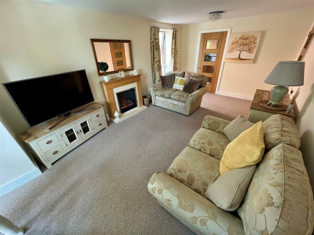 Additional property image - Stratford Road, Shirley, Solihull