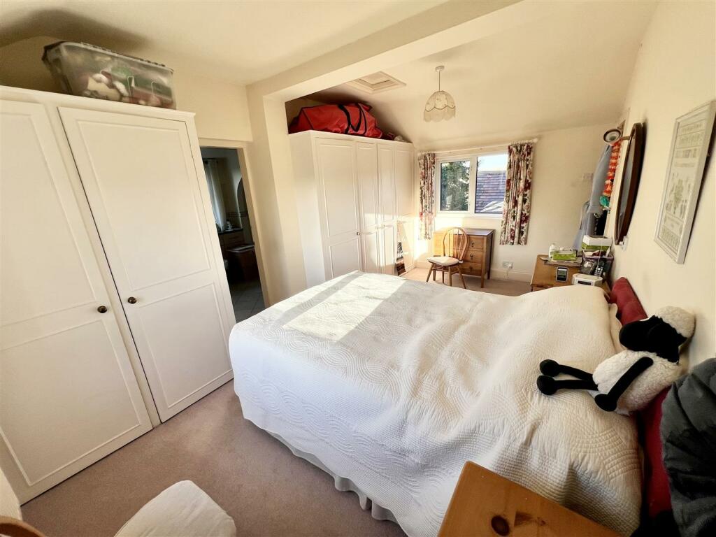 Additional property image - Creynolds Lane, Cheswick Green, Solihull