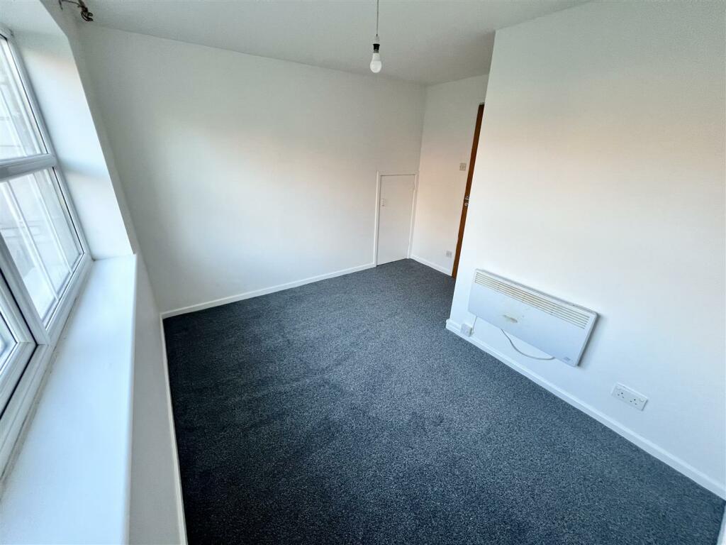 Additional property image - Rea Valley Drive, Northfield, Birmingham